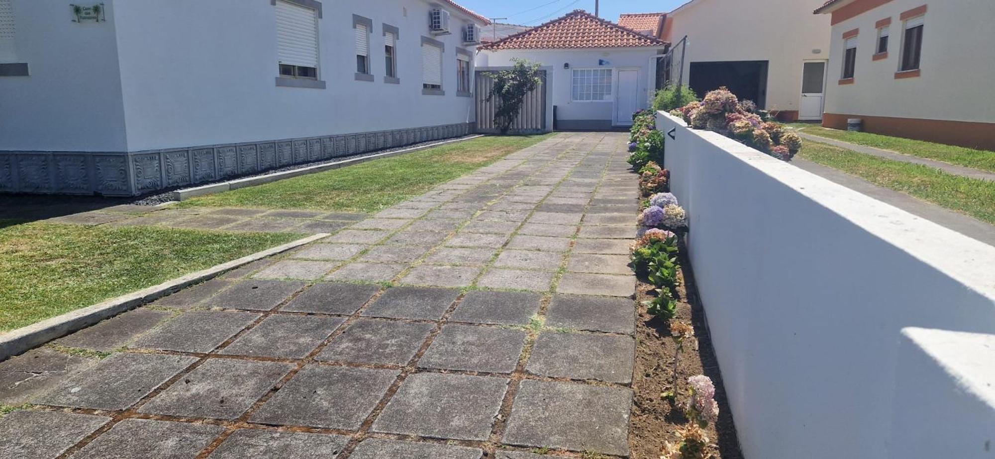 Casa Das Palmeiras - Res. Of Elizabete And Fatima 奥尔塔 外观 照片